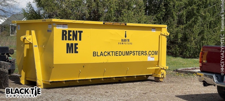 Black Tie Dumpsters photo