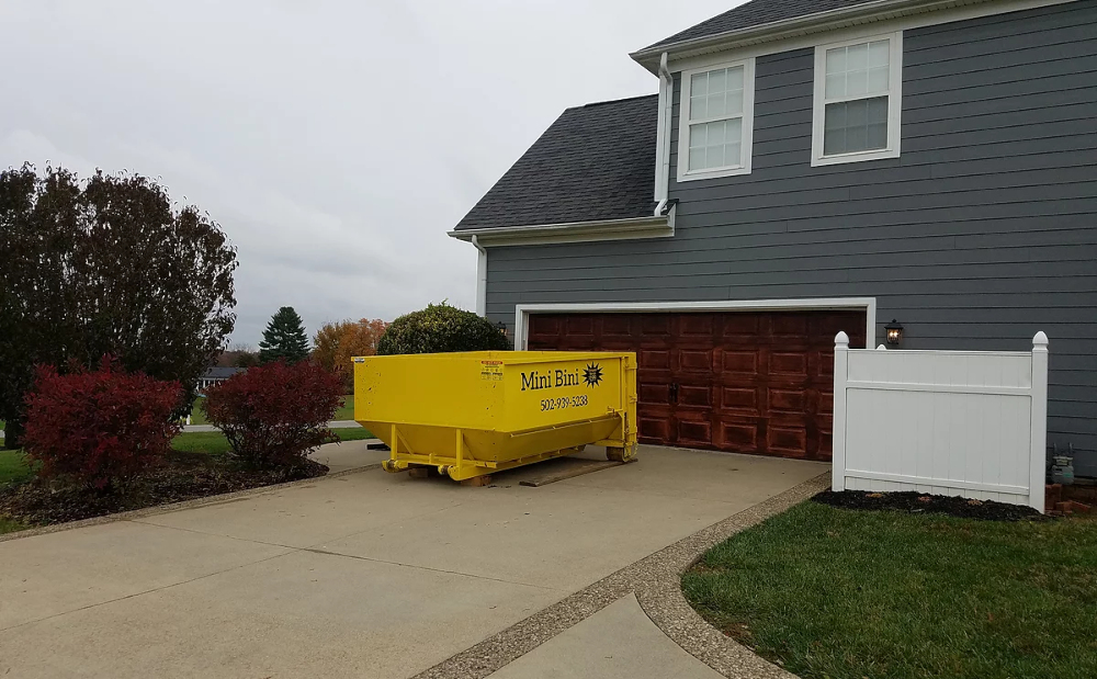 Mini Bini Dumpsters, Middletown, KY Hometown Dumpster Rental