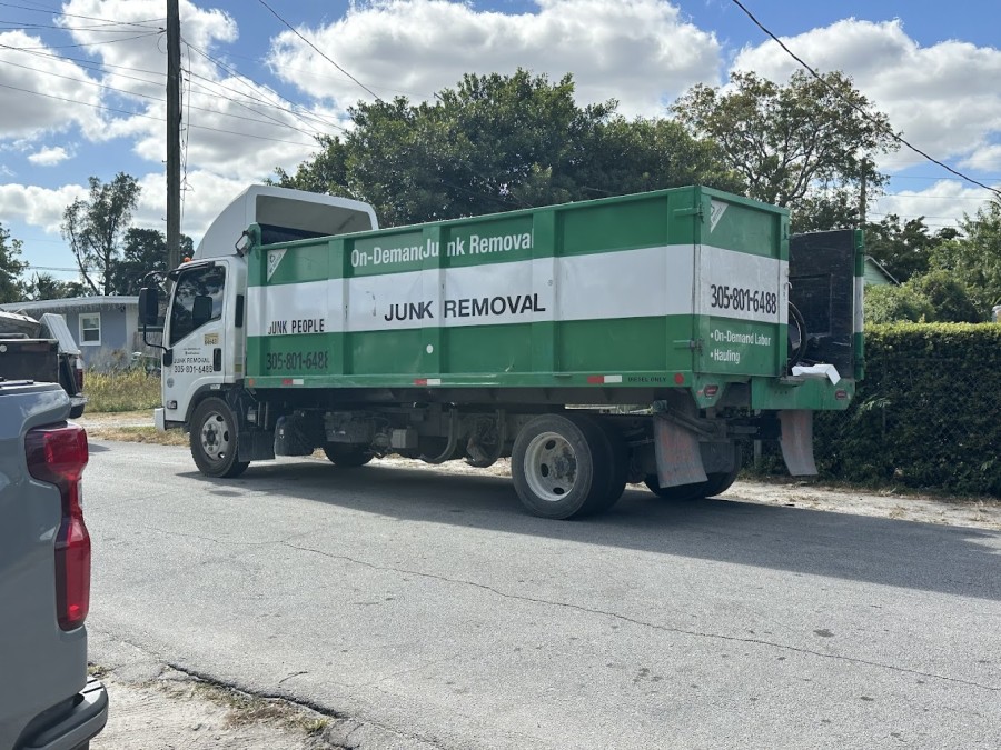  Junk People LLC photo