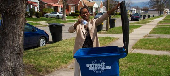 Detroit curbside recycling cart