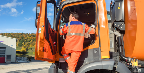 Local dumpster companies provide the best communication and customer service