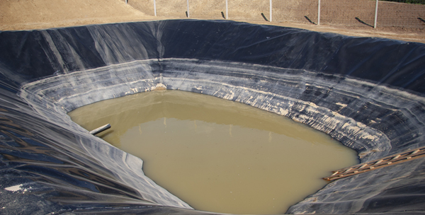 Leachate is collected safely so that it does not contaminate the surrounding soil