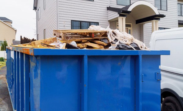 10 yard dumpsters are perfect for spring cleaning