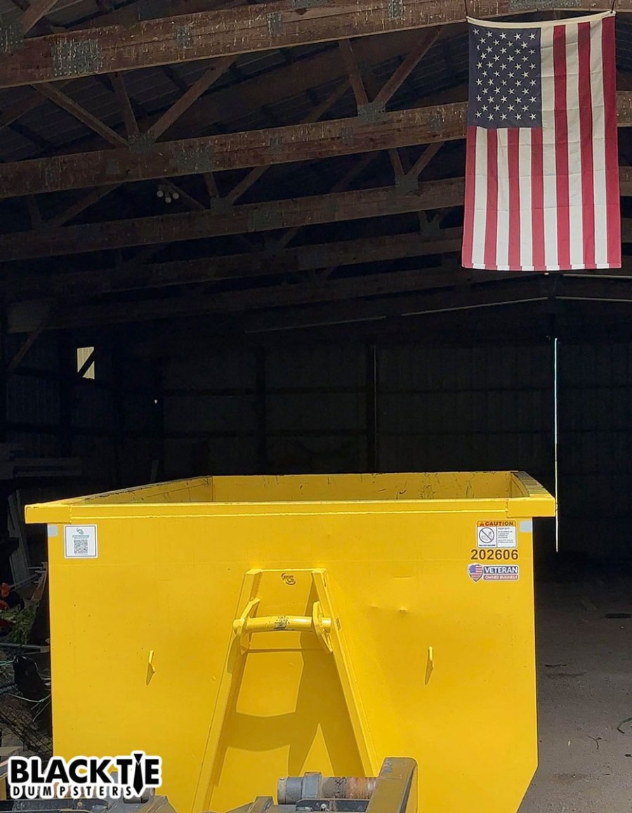 Black Tie Dumpsters photo