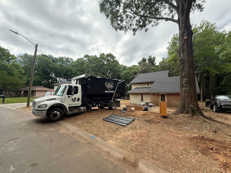 MV Dumpster Express and More LLC photo