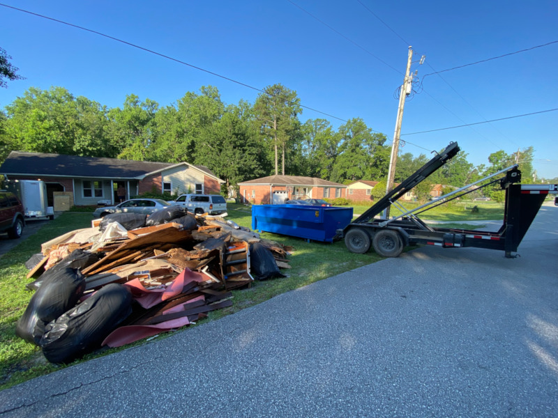 Executive Hauling and Services, Jacksonville, NC Hometown Dumpster Rental
